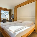 Chesa Surlej Hotel 3*