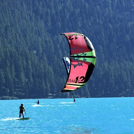 奇萨塞莱酒店 3*