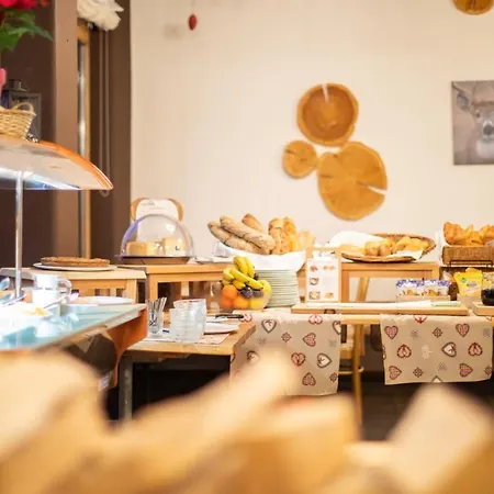 מלון Chesa Surlej