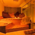 Otel Chesa Surlej 3*